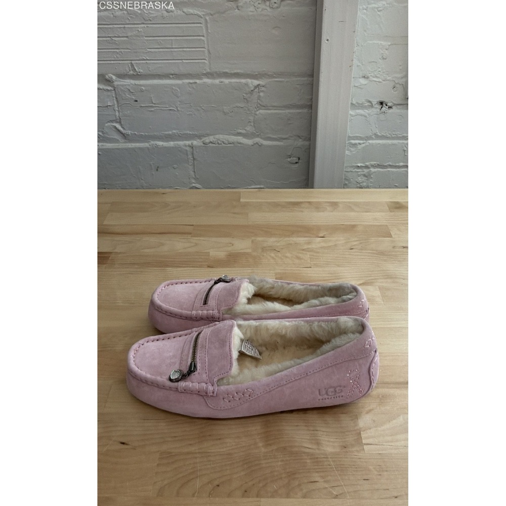 UGG Ansley Swarovski Breast Cancer Awareness Pink Suede Moccasins Women's Size 7 - Picture 3 of 9